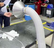 เครื่องดูดเก็บฝุ่น กรองฝุ่น DC222   2 แรงม้า Air 2,600 QM./hr.  2 Filters 2.0 ตรม. Flex. hose 4 incs X 2 ท่อ